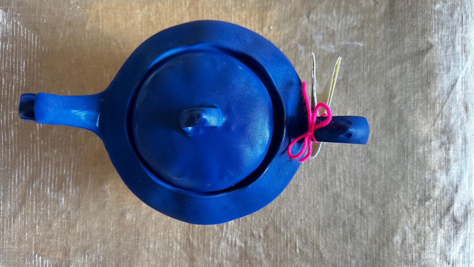 The Imperfect Wedding Gift – Teapot #08 (Yves Klein Blue)