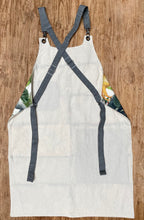 Load image into Gallery viewer, Sustainable Apron &quot; The one with the grazing cow&quot;