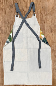 Sustainable Apron "The one with the insects and Dutch painters "