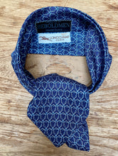 Load image into Gallery viewer, Silk accessoire recycled and made of Longchamp silk tie