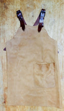 Load image into Gallery viewer, Licht Brown Butcher Leather Apron
