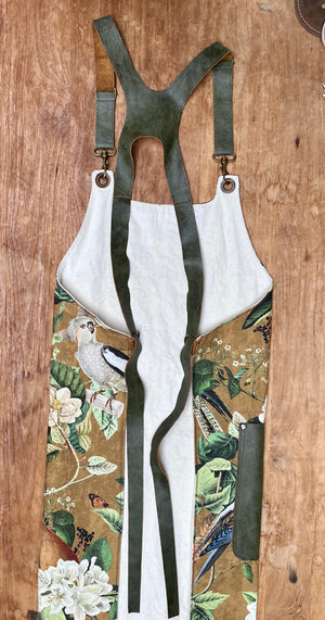 Apron in ochre / Green Monkey print