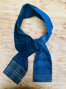 Woolenscarf in warm tones in tiel (bleu/green)  tones
