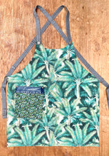 Load image into Gallery viewer, Reversible Apron (!)