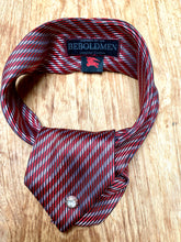 Load image into Gallery viewer, Silk accessoire recycled and made of Buberry silk red tie
