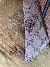 Load image into Gallery viewer, Choker recycled made of Gucci silk tie